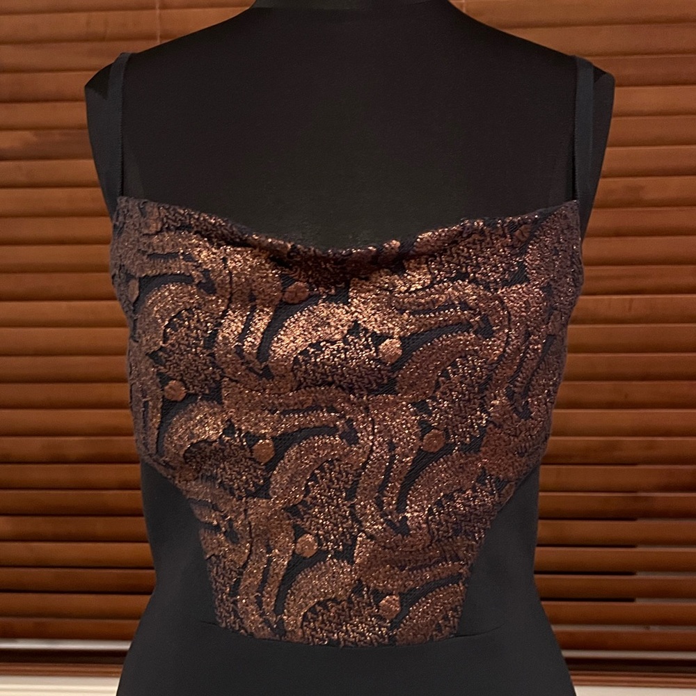 Dress - Picture 2 of 7